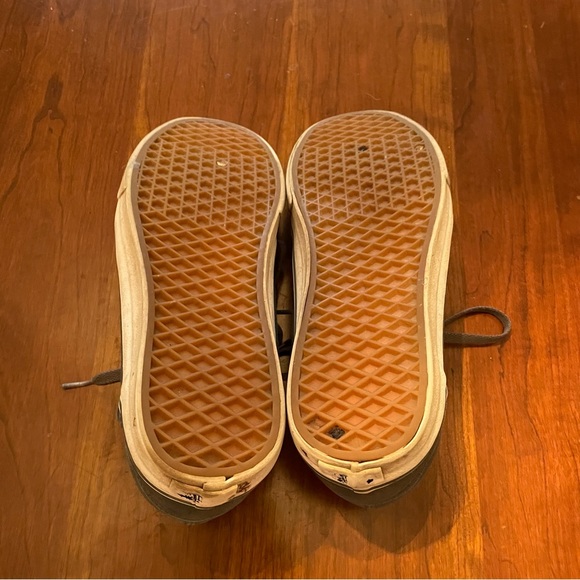 Vans Old Skool Shoe - Picture 5 of 5